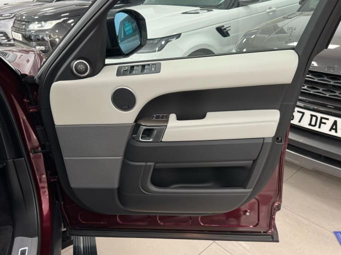 2025 Land Rover Range Rover Sport