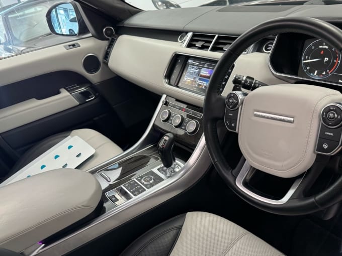 2025 Land Rover Range Rover Sport