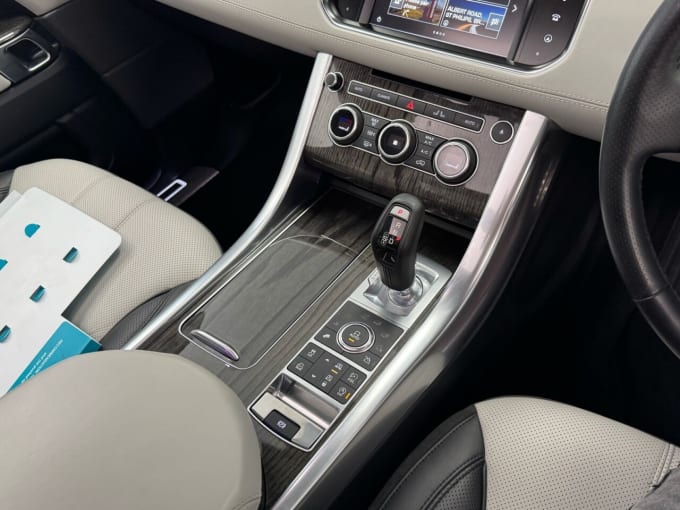 2025 Land Rover Range Rover Sport
