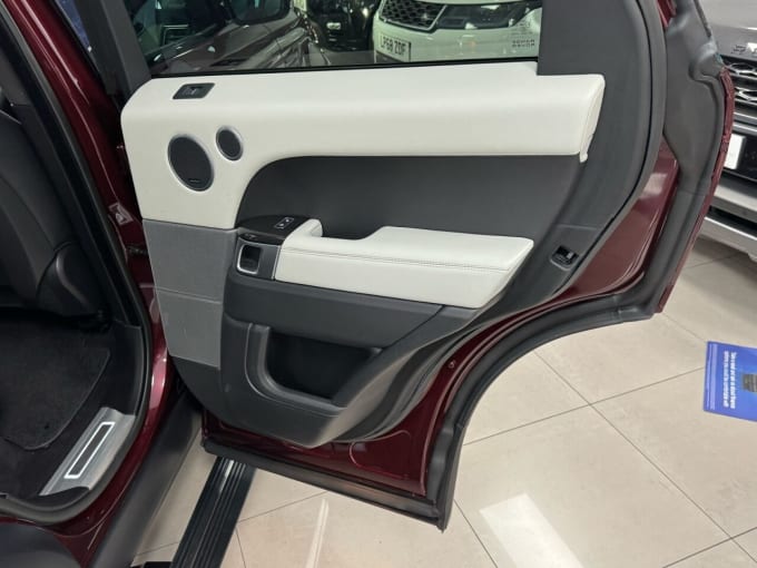 2025 Land Rover Range Rover Sport