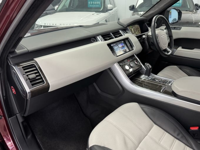 2025 Land Rover Range Rover Sport