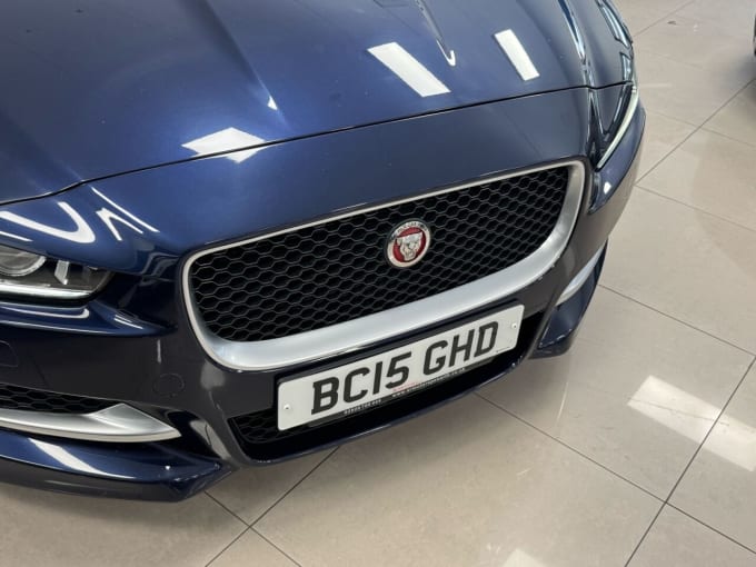 2025 Jaguar Xe