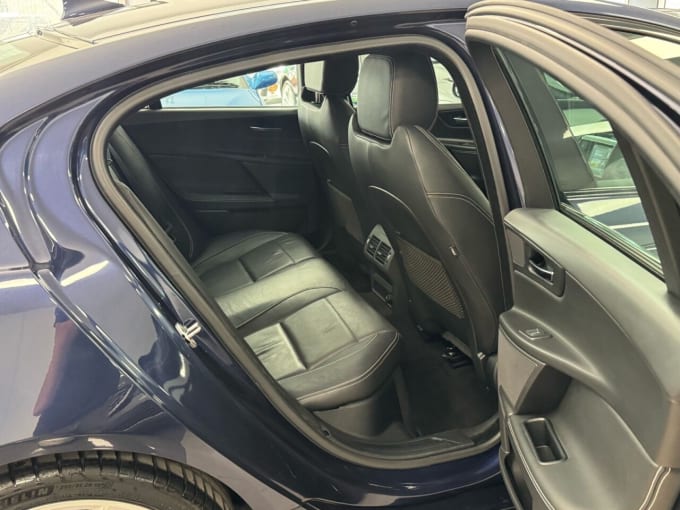 2025 Jaguar Xe