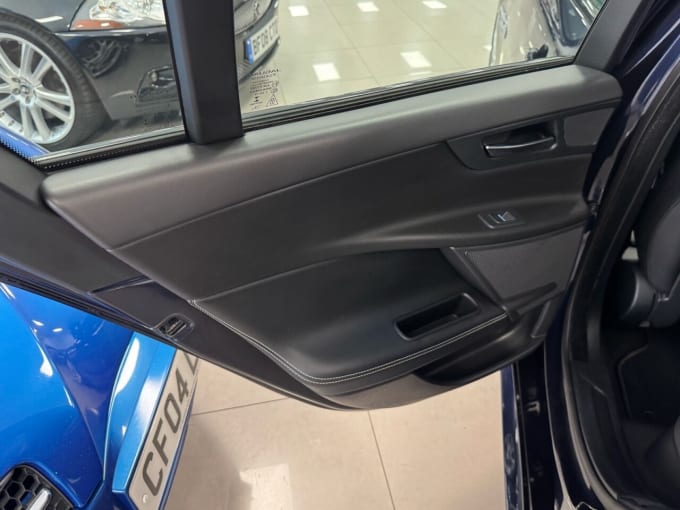 2025 Jaguar Xe
