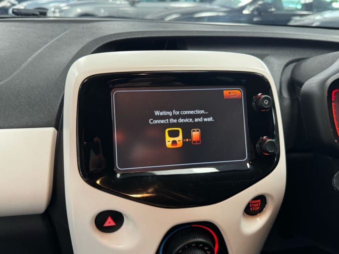 2025 Peugeot 108