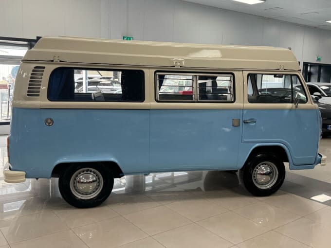 2025 Volkswagen Caravelle