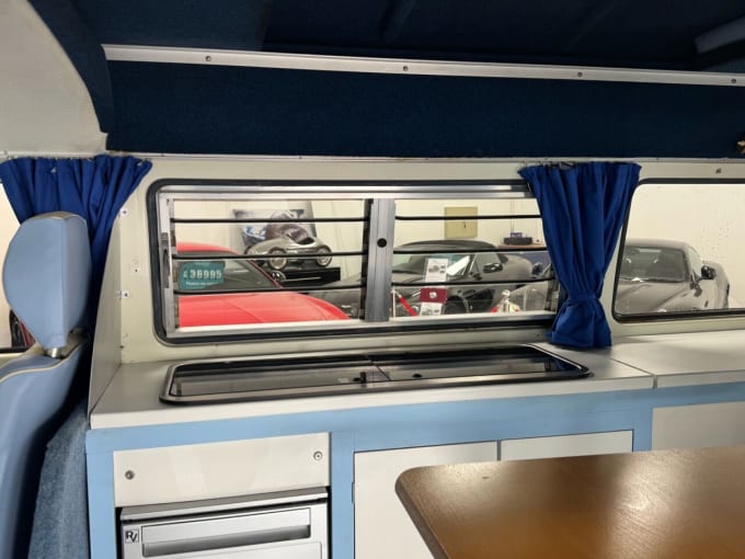 2025 Volkswagen Caravelle