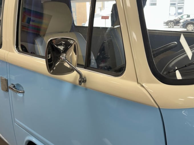 2025 Volkswagen Caravelle