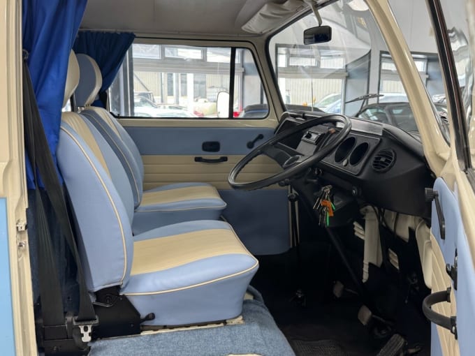 2025 Volkswagen Caravelle