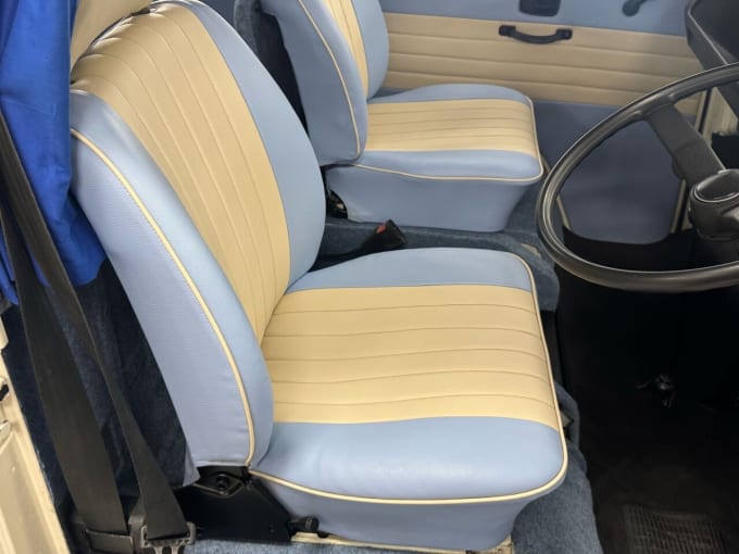 2025 Volkswagen Caravelle