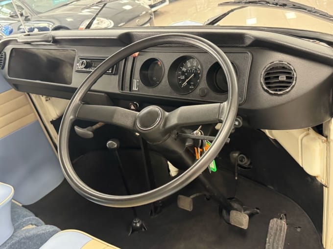 2025 Volkswagen Caravelle