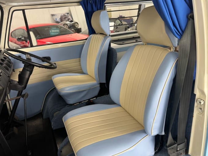 2025 Volkswagen Caravelle