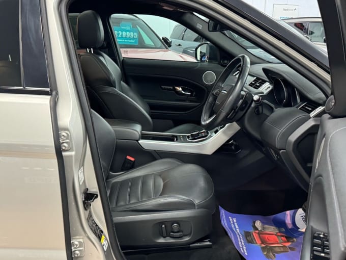 2025 Land Rover Range Rover Evoque