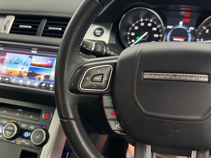2025 Land Rover Range Rover Evoque