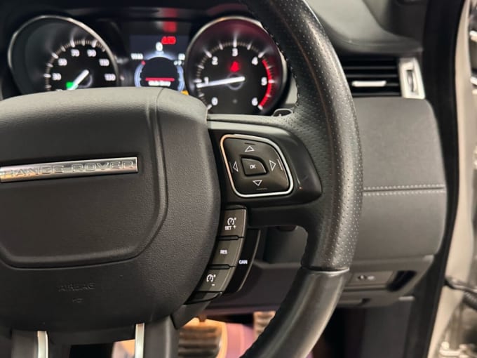 2025 Land Rover Range Rover Evoque