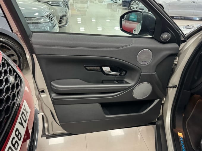 2025 Land Rover Range Rover Evoque