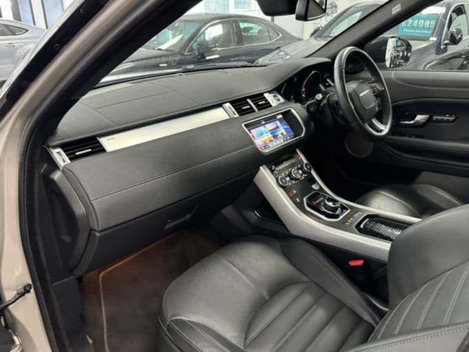 2025 Land Rover Range Rover Evoque