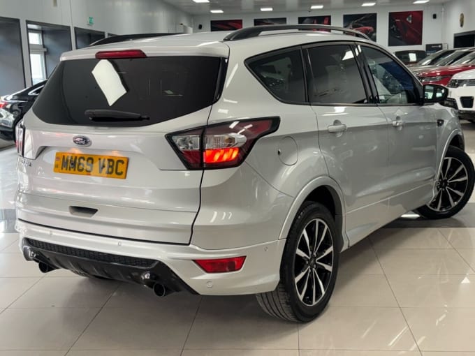 2025 Ford Kuga