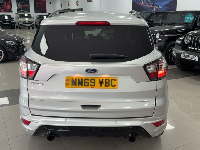 2025 Ford Kuga