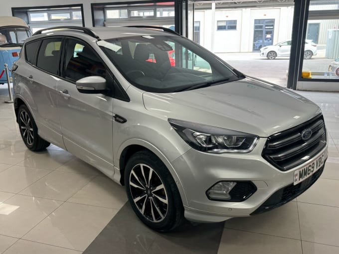 2025 Ford Kuga