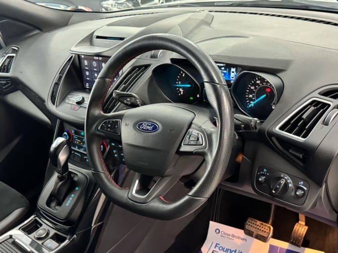 2025 Ford Kuga