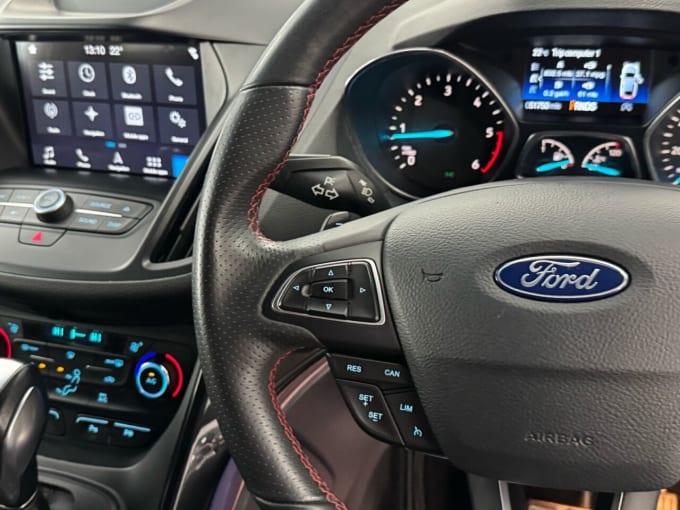 2025 Ford Kuga