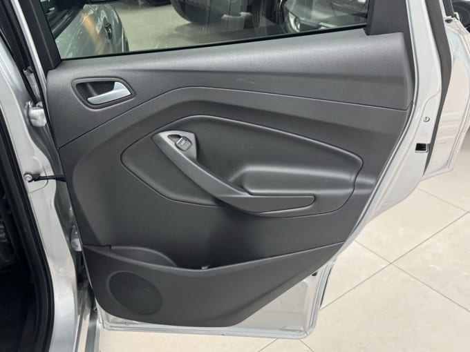 2025 Ford Kuga
