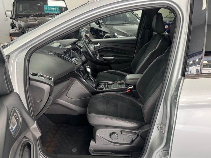 2025 Ford Kuga