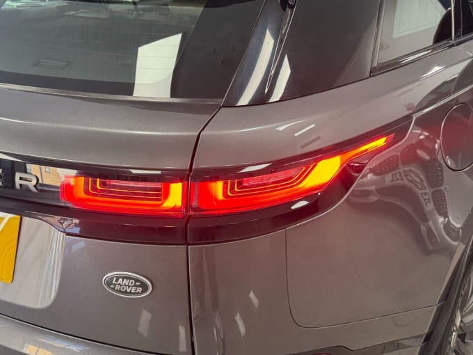 2025 Land Rover Range Rover Velar