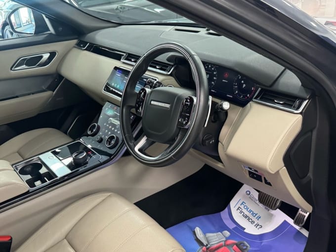 2025 Land Rover Range Rover Velar