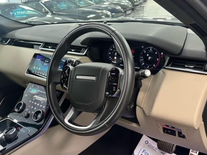 2025 Land Rover Range Rover Velar