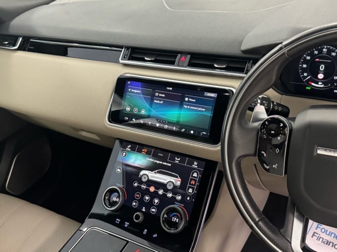 2025 Land Rover Range Rover Velar