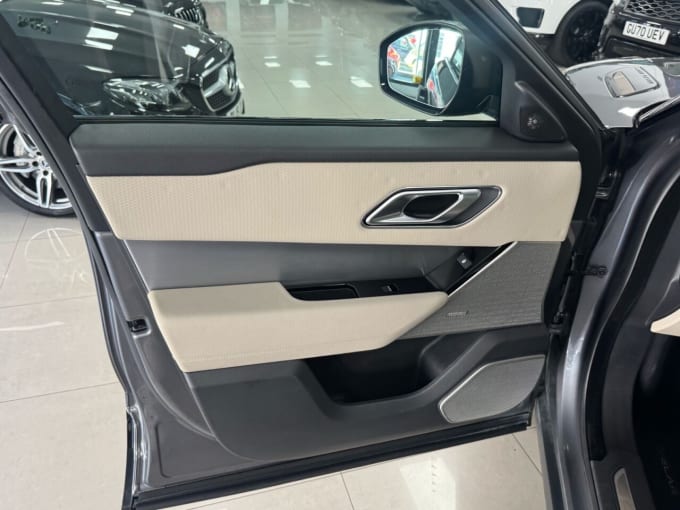 2025 Land Rover Range Rover Velar