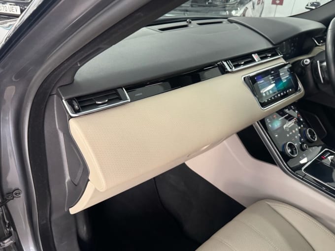2025 Land Rover Range Rover Velar