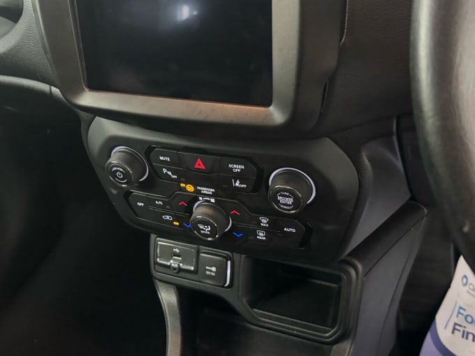 2025 Jeep Renegade