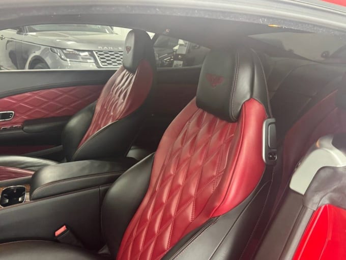 2025 Bentley Continental