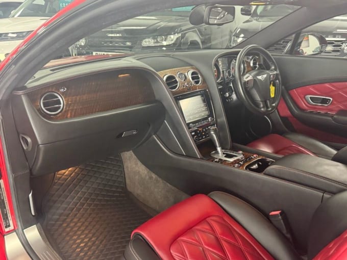 2025 Bentley Continental