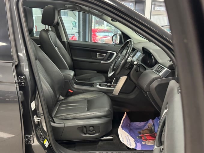 2025 Land Rover Discovery Sport