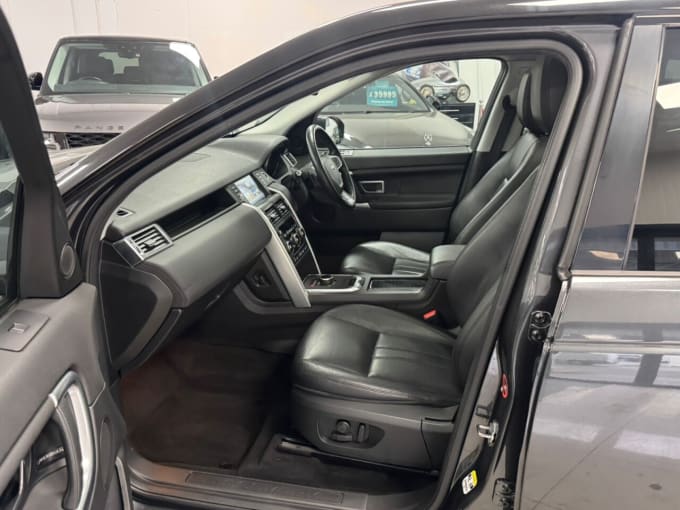 2025 Land Rover Discovery Sport