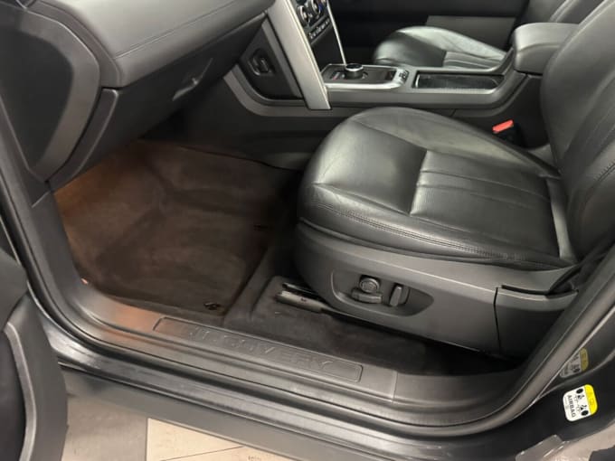 2025 Land Rover Discovery Sport