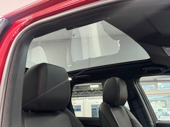 2025 Land Rover Discovery Sport