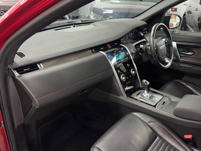 2025 Land Rover Discovery Sport