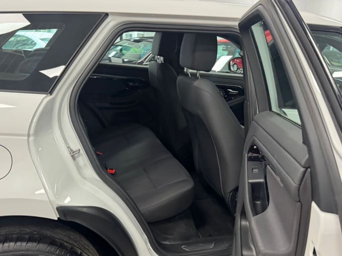 2025 Land Rover Range Rover Evoque