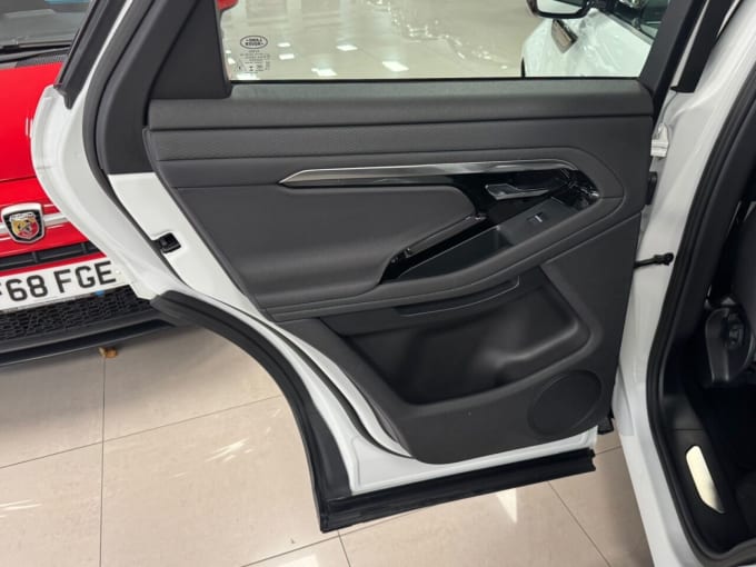 2025 Land Rover Range Rover Evoque
