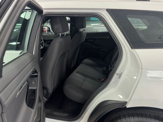 2025 Land Rover Range Rover Evoque