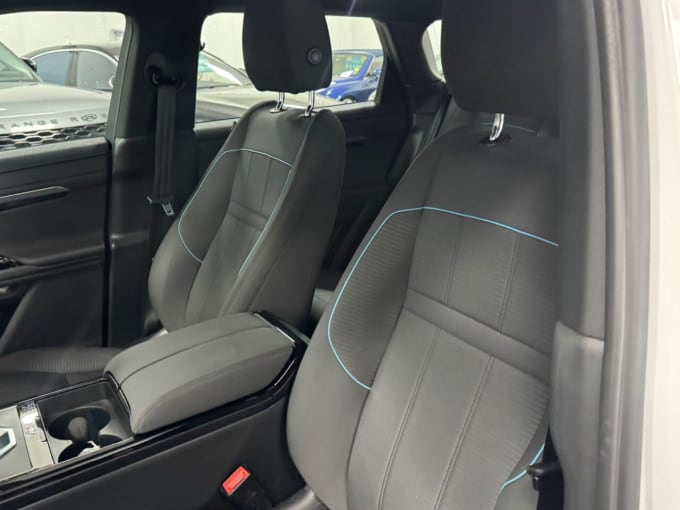 2025 Land Rover Range Rover Evoque