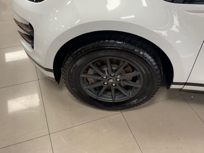 2025 Land Rover Range Rover Evoque