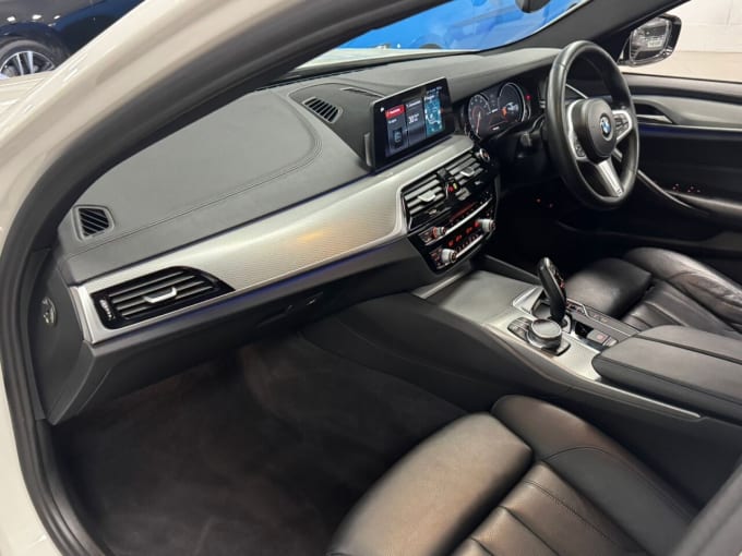 2025 BMW 5 Series