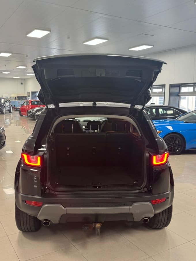 2025 Land Rover Range Rover Evoque