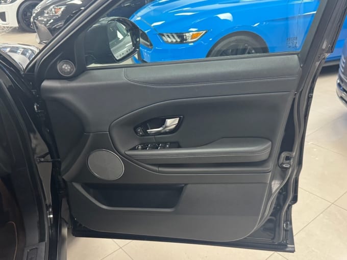 2025 Land Rover Range Rover Evoque